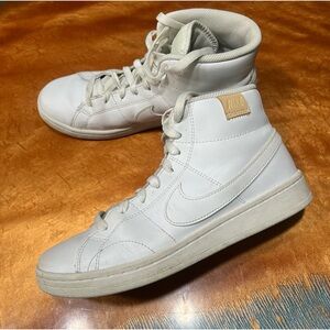 Nike Court Royale 2 Mid Triple White lace up sneakers size 8.5
